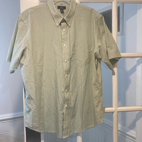 Dockers size XL)17/17.5) shirt good condition - Picture 1 of 4